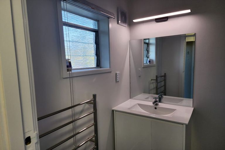 Photo of property in 17/83 Lake Road, Devonport, Auckland, 0622