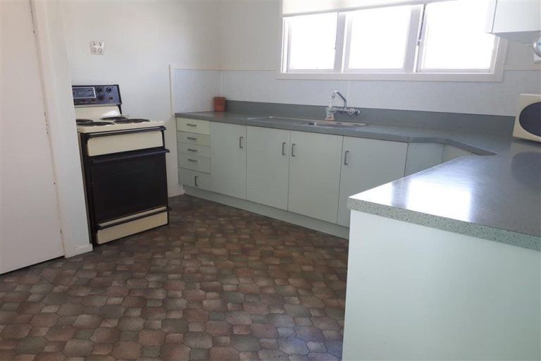 Photo of property in 6 Kirkland Street, Ohai, 9635