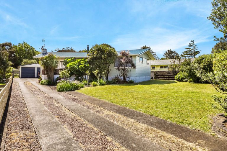 Photo of property in 42 George Street, Waiuku, 2123