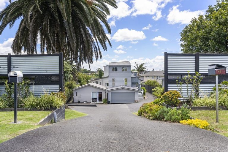 Photo of property in 14 Coates Road, Cockle Bay, Auckland, 2014