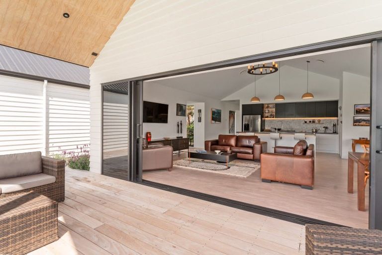 Photo of property in 9 Mill Grove, Clareville, Carterton, 5713