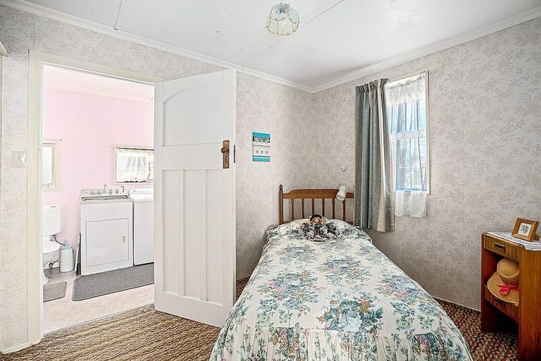 Photo of property in 18 Arklow Street, Albert Town, Wanaka, 9305