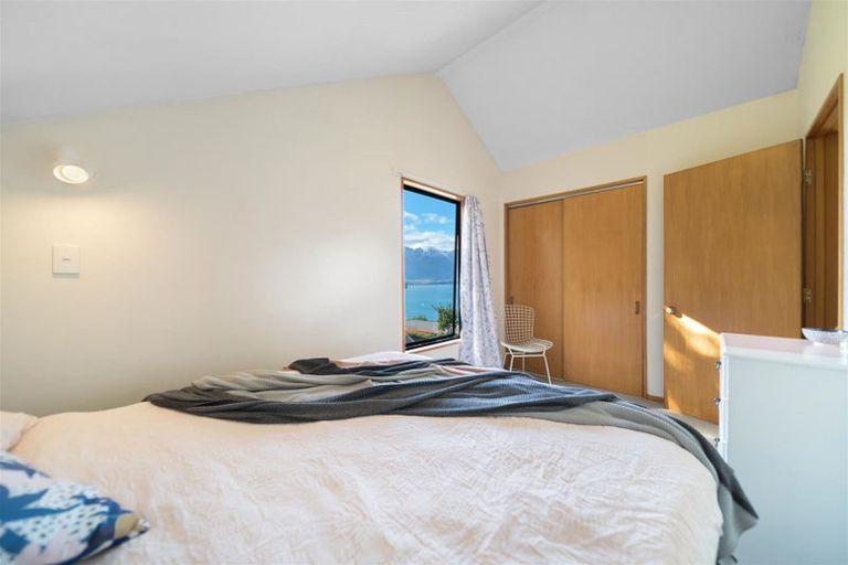 Photo of property in 1/4 Sainsbury Road, Fernhill, Queenstown, 9300