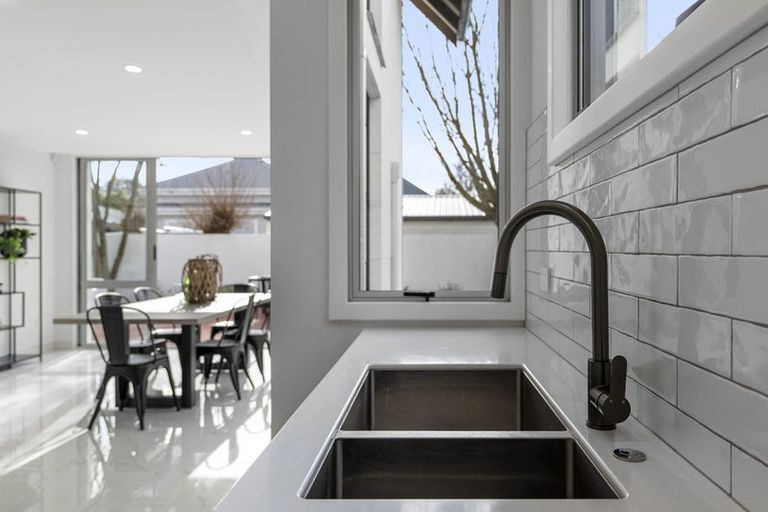 Photo of property in 48b Ranfurly Street, St Albans, Christchurch, 8014