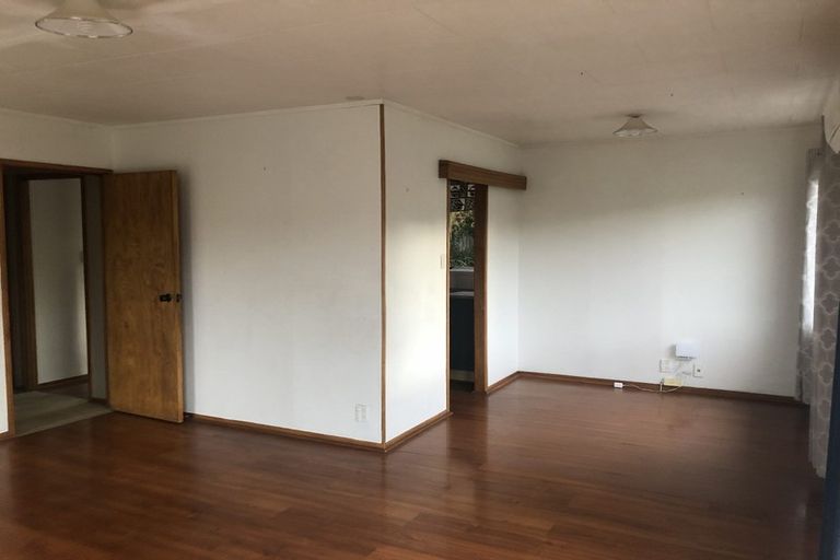 Photo of property in 3 Eagleson Street, Northcross, Auckland, 0632