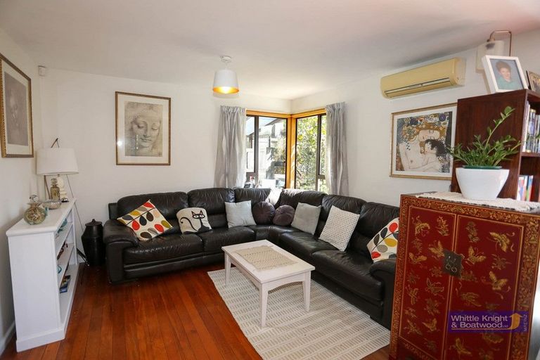 Photo of property in 1/365 Avonhead Road, Avonhead, Christchurch, 8042