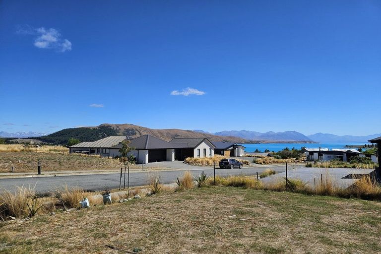 Photo of property in 21 Mistake Drive, Lake Tekapo, 7999
