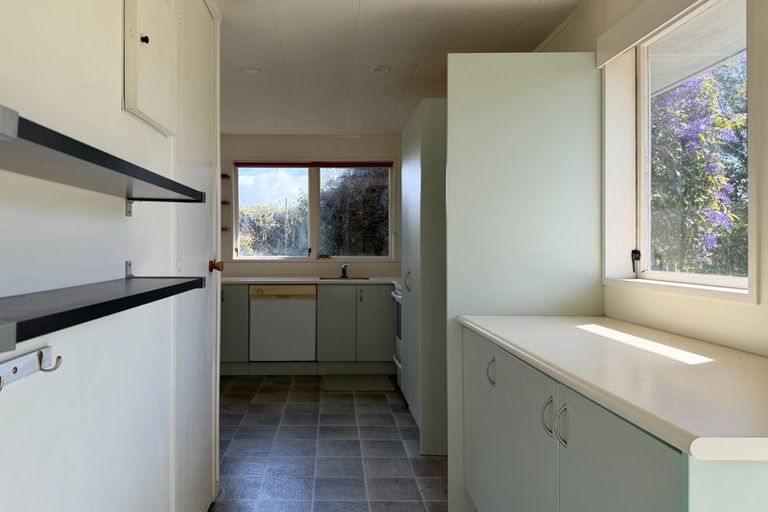 Photo of property in 145 Chivalry Road, Glenfield, Auckland, 0629