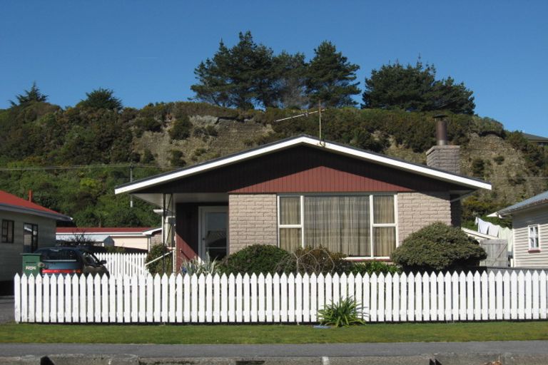 Photo of property in 242 Sewell Street, Hokitika, 7810
