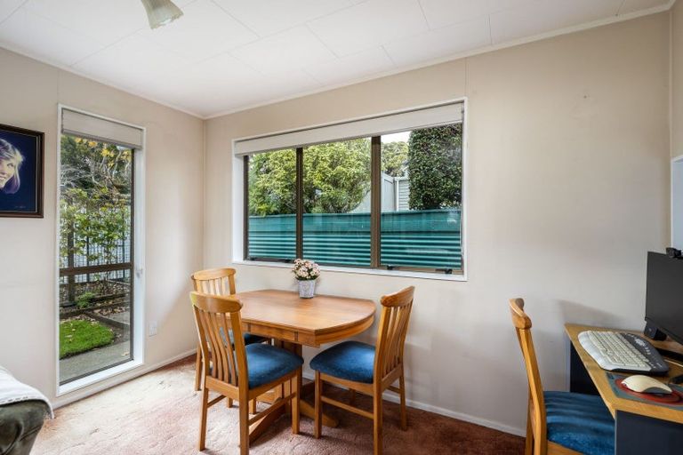 Photo of property in 71a Eliot Street, New Plymouth, 4310