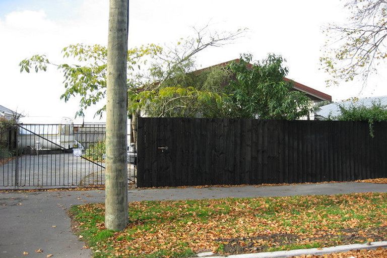Photo of property in 2/1 Ellery Street, Northcote, Christchurch, 8052