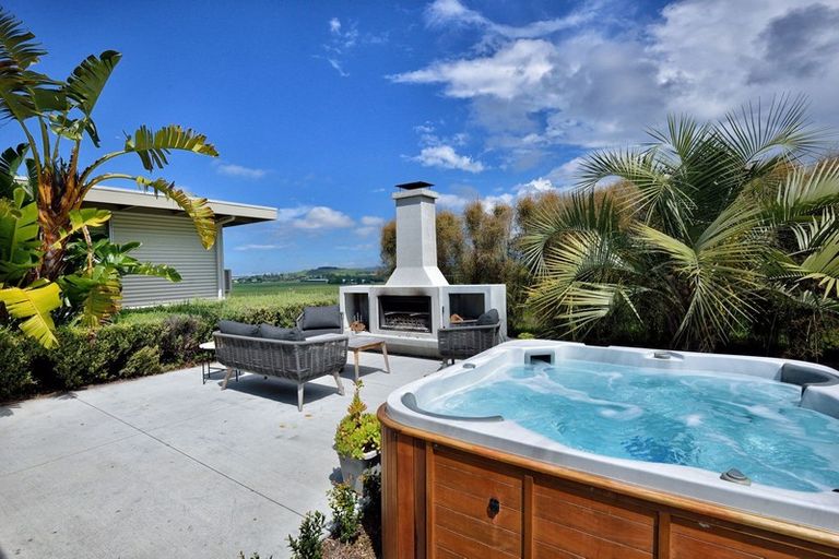 Photo of property in 209 Lake Road, Waituhi, Gisborne, 4072