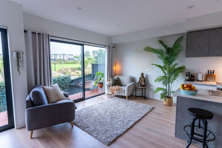 Photo of property in 7a Podgora Avenue, Kumeu, 0810