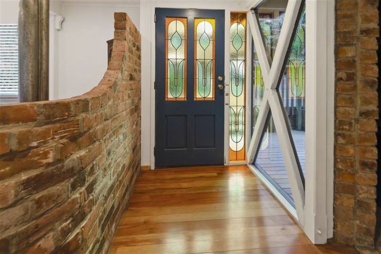 Photo of property in 25a Moore Street, Hillcrest, Auckland, 0627