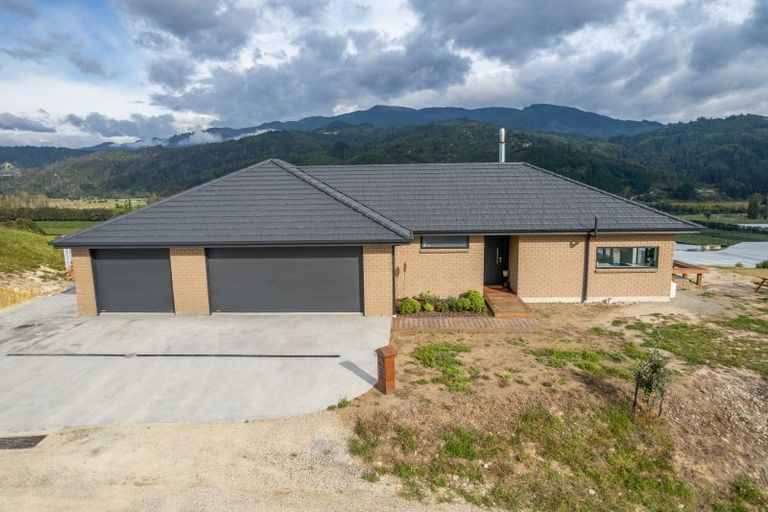 Photo of property in 38 Pineview Way, Motueka, 7196