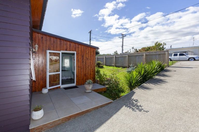 Photo of property in 16 Ruru Road, Otaihanga, Paraparaumu, 5036