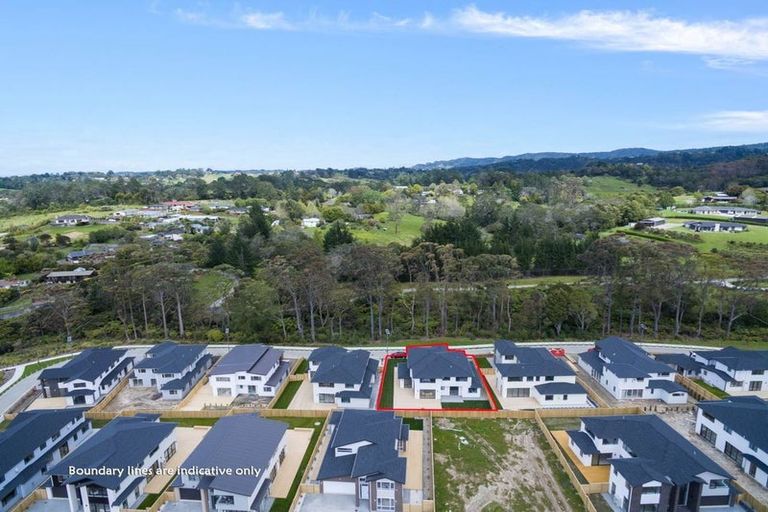 Photo of property in 9 David Rogers Lane, Swanson, Auckland, 0614