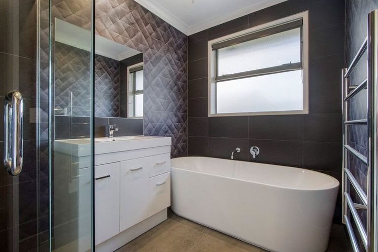 Photo of property in 9 Wairere Rise, Omokoroa, 3114