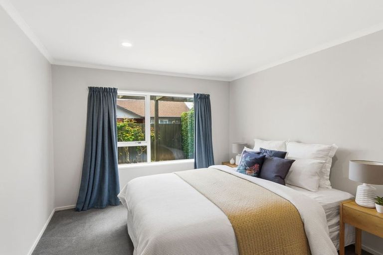 Photo of property in 2/60 Lancewood Drive, Halswell, Christchurch, 8025