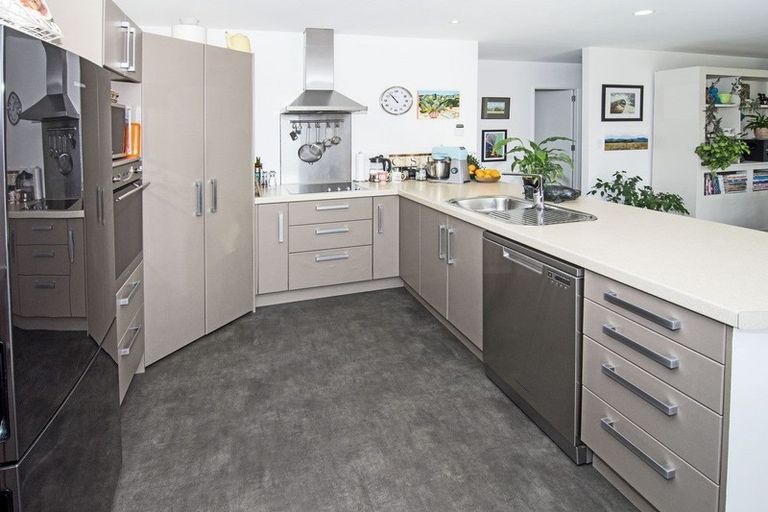 Photo of property in 19 Nash Place, Masterton, 5810