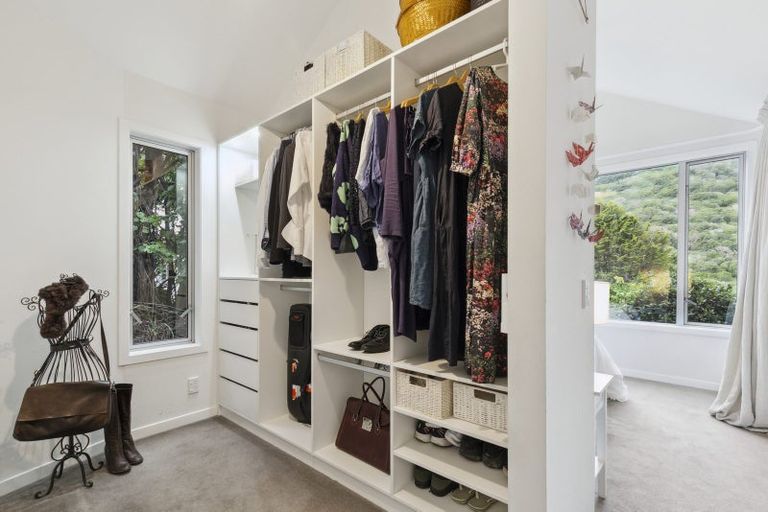 Photo of property in 49 Albemarle Road, Northland, Wellington, 6012