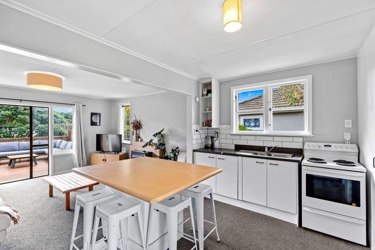 Photo of property in 93 Purnell Street, College Estate, Whanganui, 4500