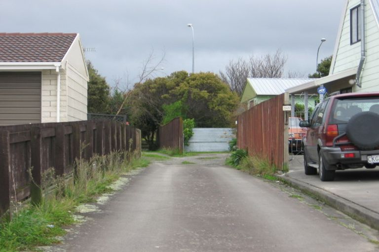 Photo of property in 20 Tiller Close, Kelvin Grove, Palmerston North, 4414