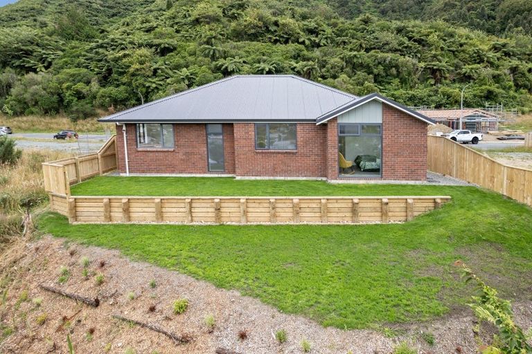Photo of property in 45 Colorado Road, Totara Park, Upper Hutt, 5018