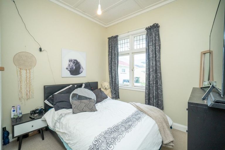 Photo of property in 19 South Street, West End, Palmerston North, 4410