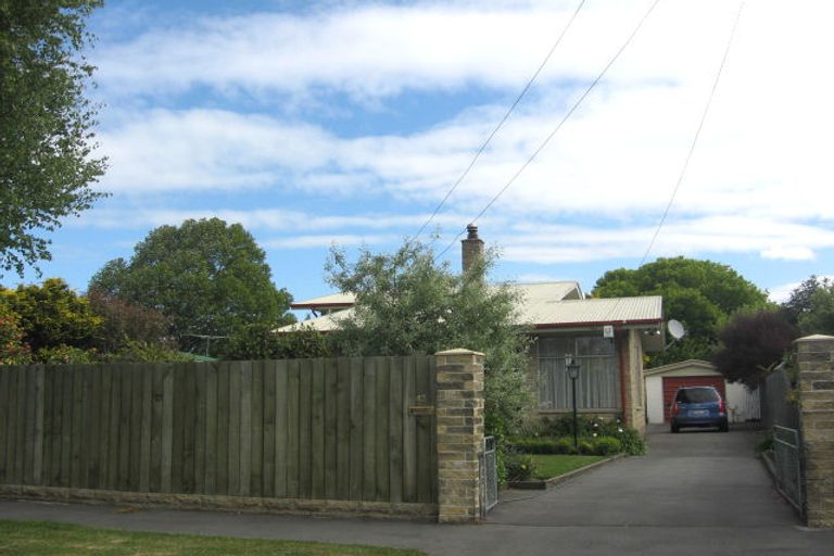 Photo of property in 45 Martbern Crescent, Bishopdale, Christchurch, 8053