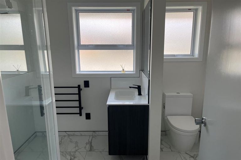 Photo of property in 2/12 Dellow Place, Spreydon, Christchurch, 8024