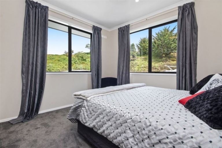 Photo of property in 2d Country Club Lane, Waiuku, 2123