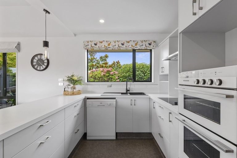 Photo of property in 129 William Brittan Avenue, Halswell, Christchurch, 8025