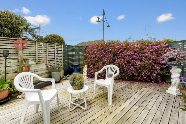 Photo of property in Orange Grove Village, 38/22 Pyes Pa Road, Pyes Pa, Tauranga, 3112