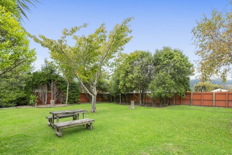 Photo of property in 2a Harris Street, Naenae, Lower Hutt, 5011