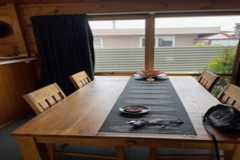 Photo of property in 36 Ramanui Avenue, Hawera, 4610