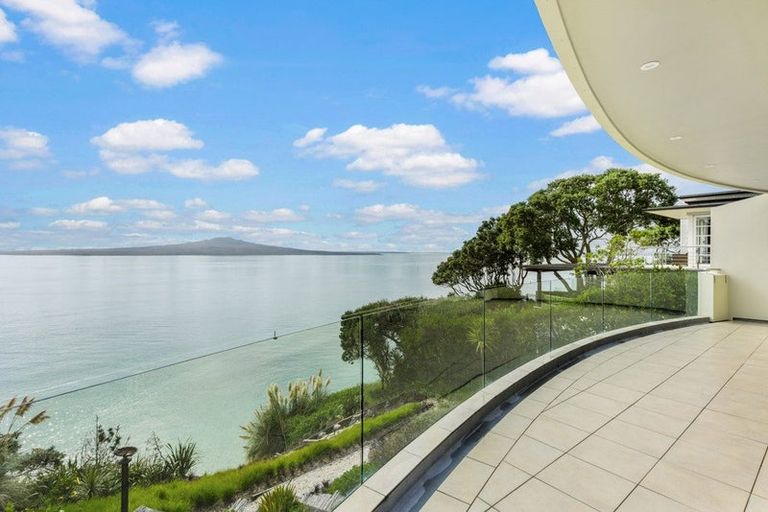 Photo of property in 52 Seacliffe Avenue, Belmont, Auckland, 0622