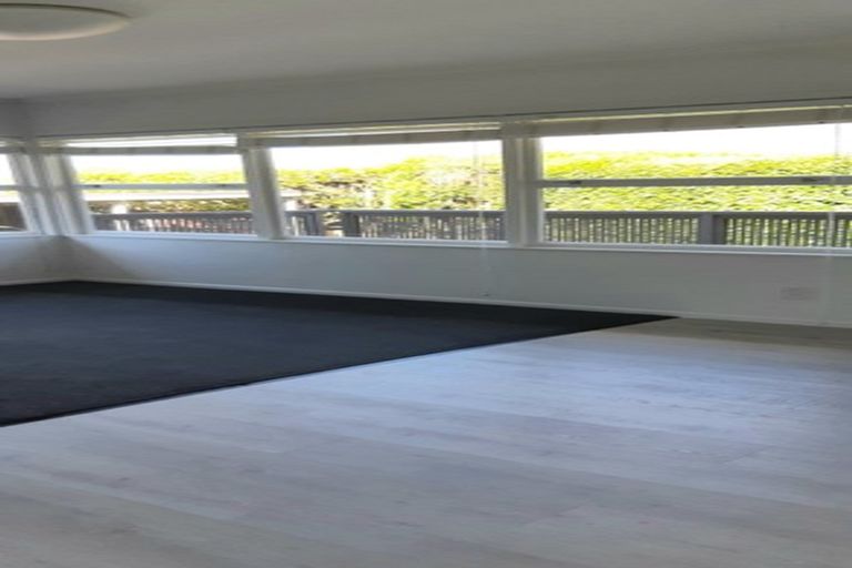 Photo of property in 61 Northboro Road, Belmont, Auckland, 0622