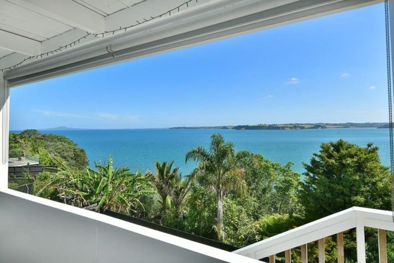 Photo of property in 797 Whangaparaoa Road, Manly, Whangaparaoa, 0930