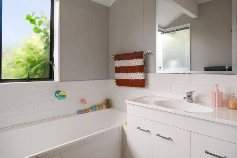 Photo of property in 191 Malfroy Road, Utuhina, Rotorua, 3015