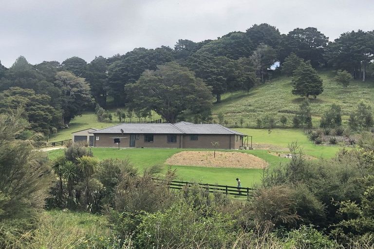 Photo of property in 347 Taraunui Road, Parua Bay, Onerahi, 0192