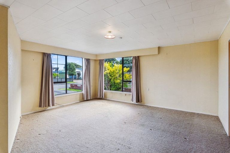 Photo of property in 13 Bahama Crescent, Paraparaumu Beach, Paraparaumu, 5032