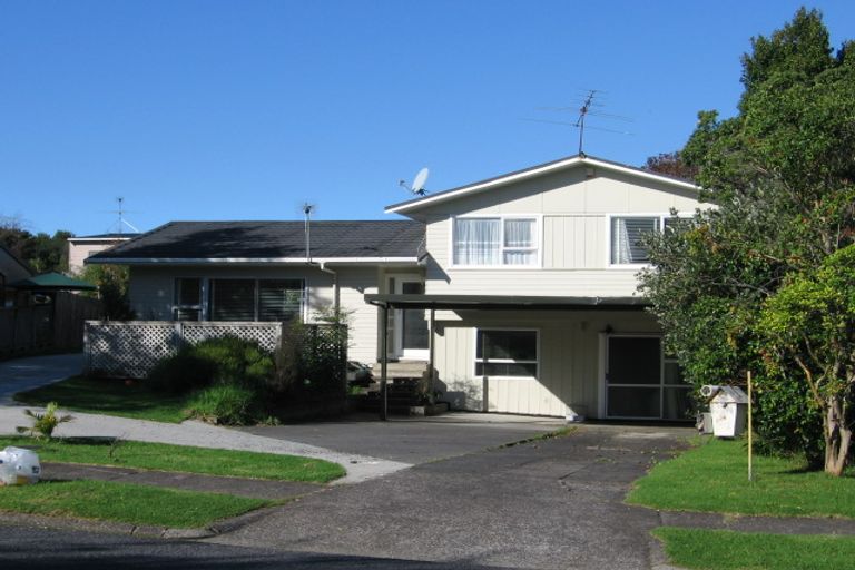 Photo of property in 14 Sorrel Crescent, Bucklands Beach, Auckland, 2012