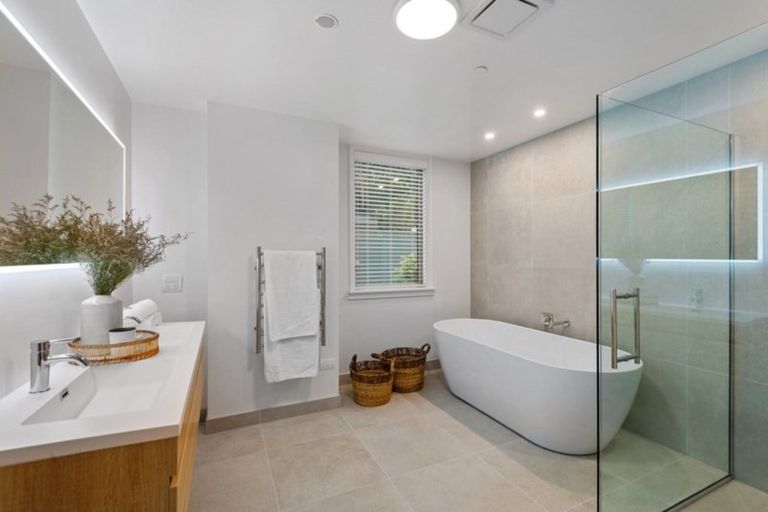 Photo of property in 28ag Carlton Mill Road, Merivale, Christchurch, 8014