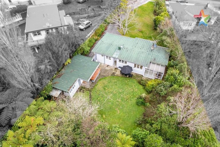 Photo of property in 15 Kennedy Grove, Stokes Valley, Lower Hutt, 5019