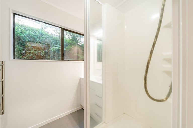 Photo of property in 213a Whites Line East, Waiwhetu, Lower Hutt, 5010