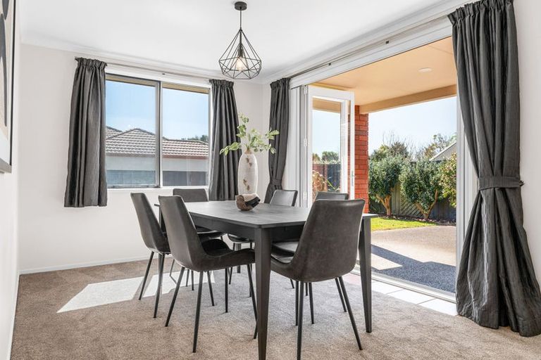 Photo of property in 18 Stoneleigh Drive, Chartwell, Hamilton, 3210