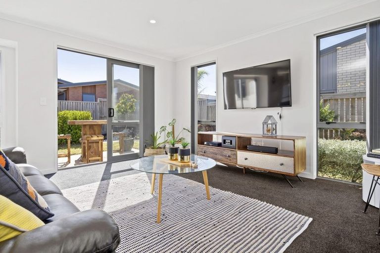 Photo of property in 38 Jarrett Terrace, Leamington, Cambridge, 3432