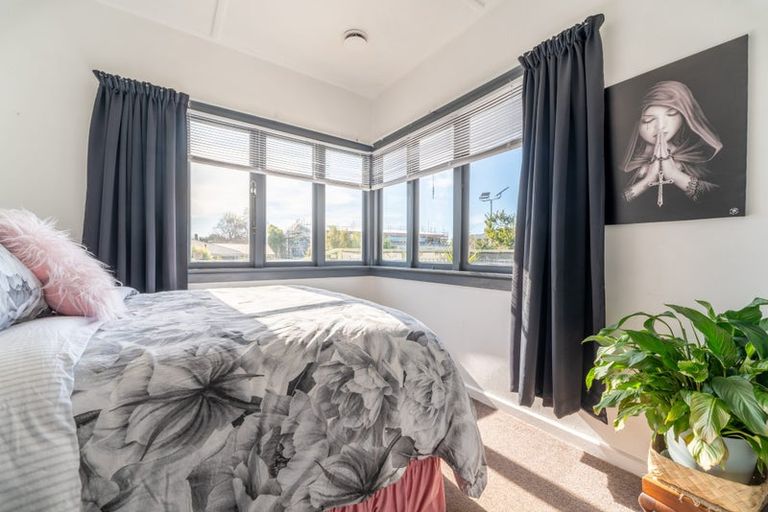Photo of property in 229 North Street, West End, Timaru, 7910