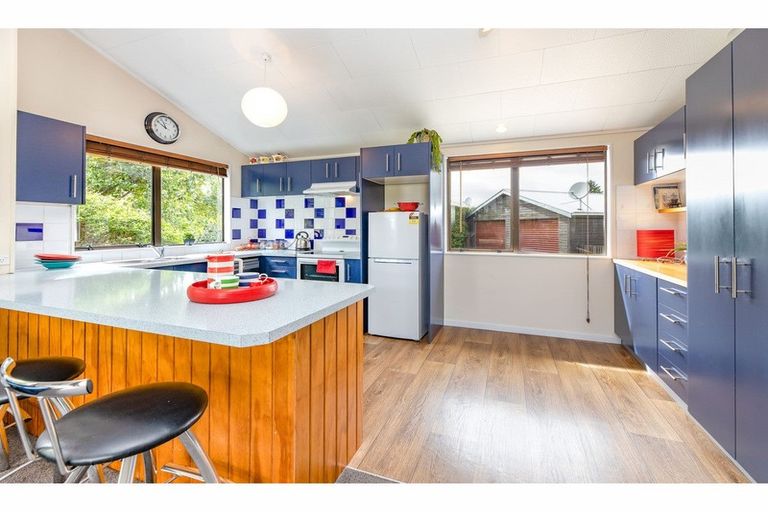 Photo of property in 23 King Street, Coalgate, 7673